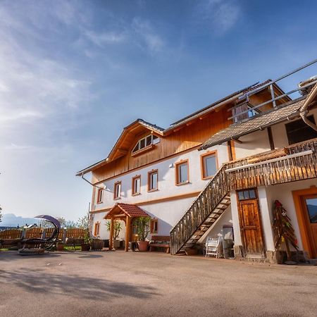 Stara Soncna Hisa Apartment Radovljica Bagian luar foto